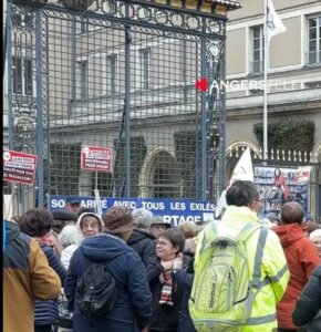 Angers : non aux  conditions de niveau de langue pour les migrants